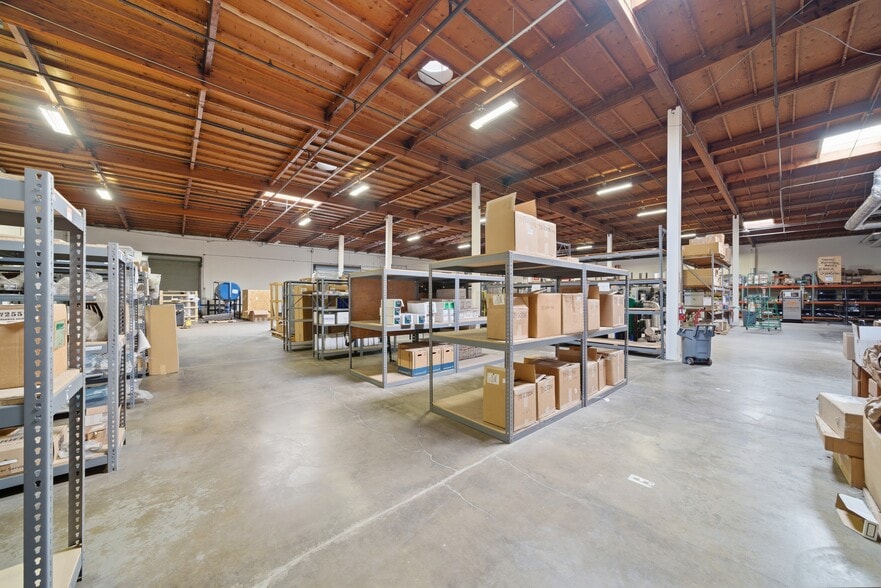 More Photos Of 2301 E Winston Rd, Anaheim Warehouse For Sale