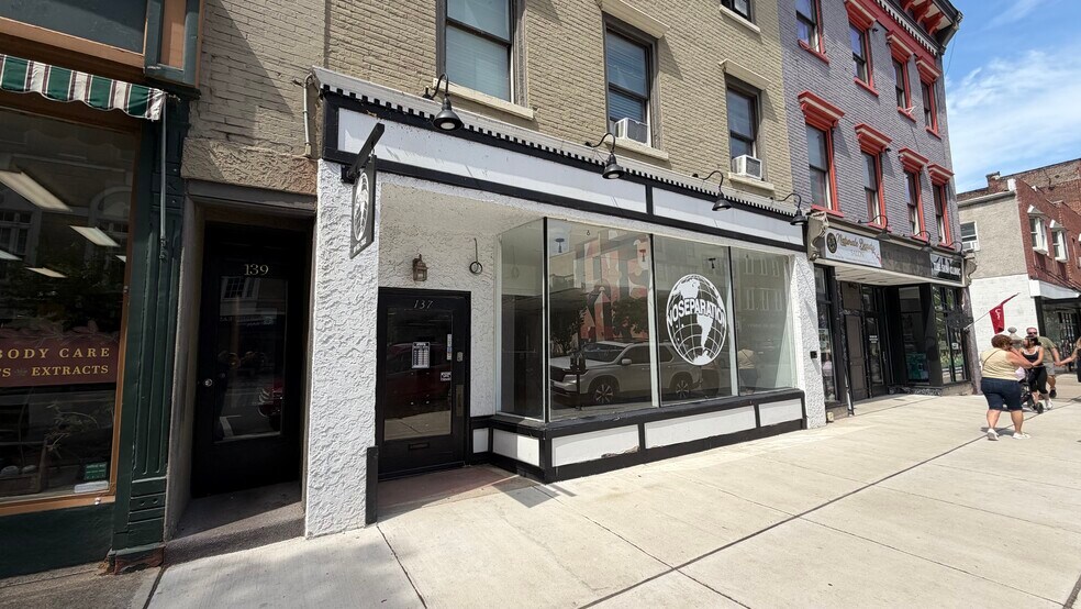 More Photos Of 135-137 Northampton St, Easton Storefront Retail Residential For Lease