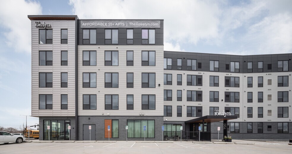 More Photos Of 7850 Lyndale Ave S, Bloomington Apartments For Lease