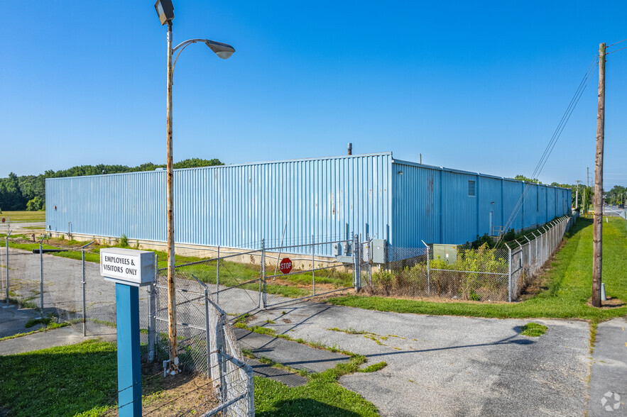 Primary Photo Of 144 Fork Branch Rd, Dover Manufacturing For Sale