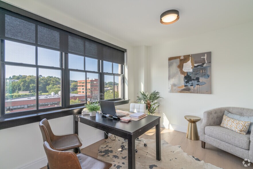 More Photos Of 100 Northampton St, Easton Apartments For Lease