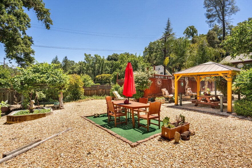 More Photos Of 3037 Foothill Blvd, Calistoga Hospitality For Sale