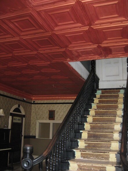 More Photos Of 59 W Main St, Broadalbin Hotel For Sale