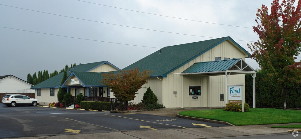 Primary Photo Of 3028-3030 Gateway Loop, Springfield Bank For Lease