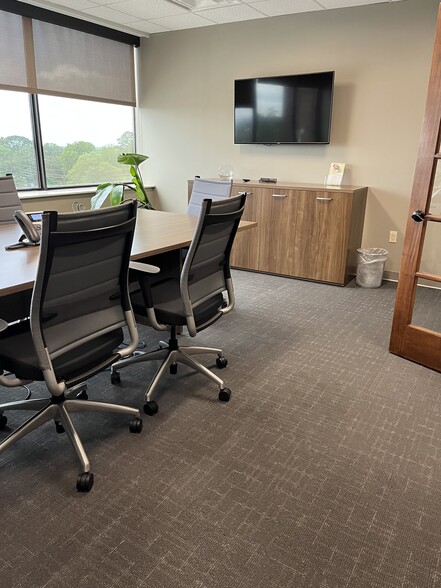 More Photos Of 415 N Mckinley St, Little Rock Office For Lease