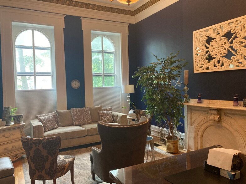 More Photos Of 818-824 Pine St, Philadelphia Medical For Lease