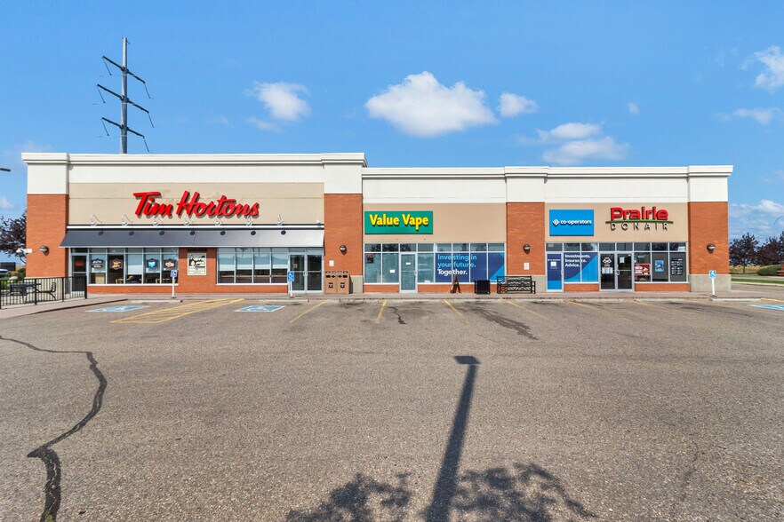 More Photos Of 2350 Division Av NW, Medicine Hat Unknown For Lease