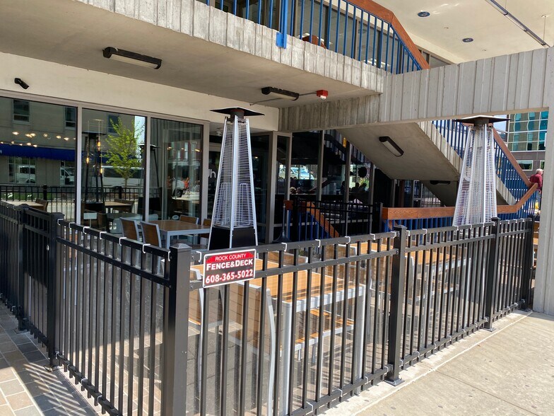 More Photos Of 100-101 E Milwaukee St, Janesville Office For Lease