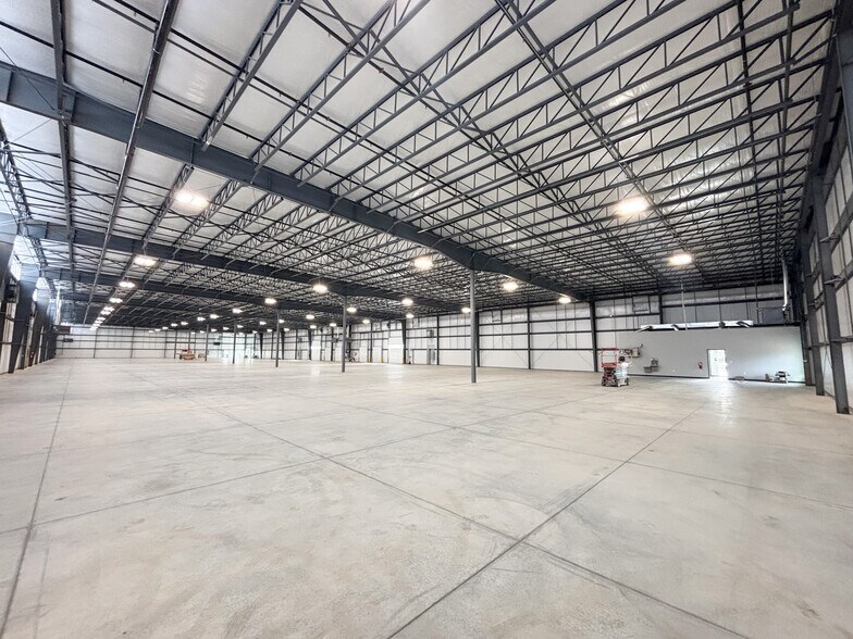 More Photos Of 3135 Hankins Rd, Republic Warehouse For Lease