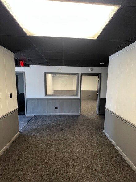 More Photos Of 110 E A St, Newton Freestanding For Lease