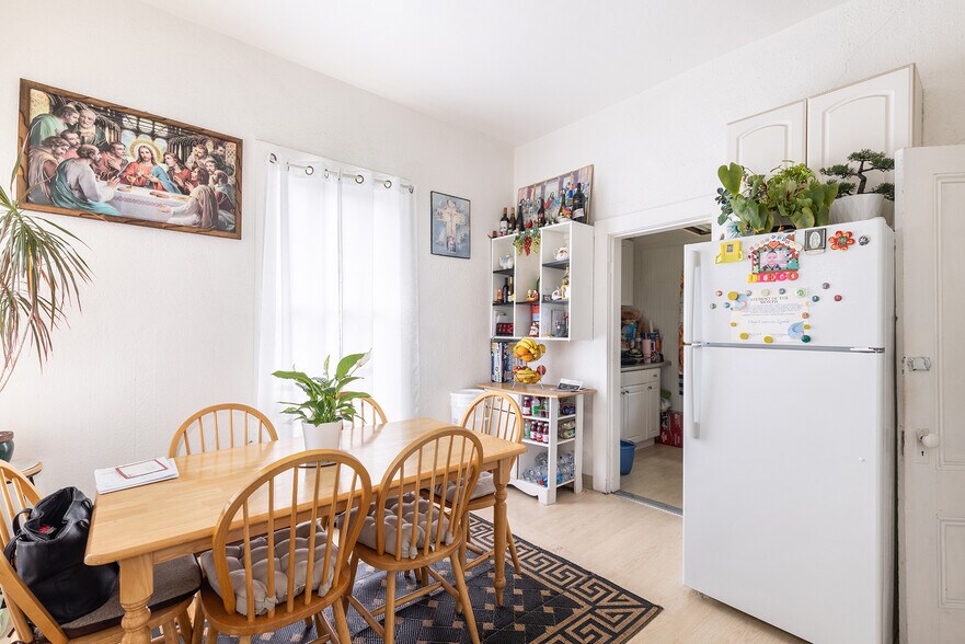 More Photos Of 2123 2nd St, Napa Apartments For Sale