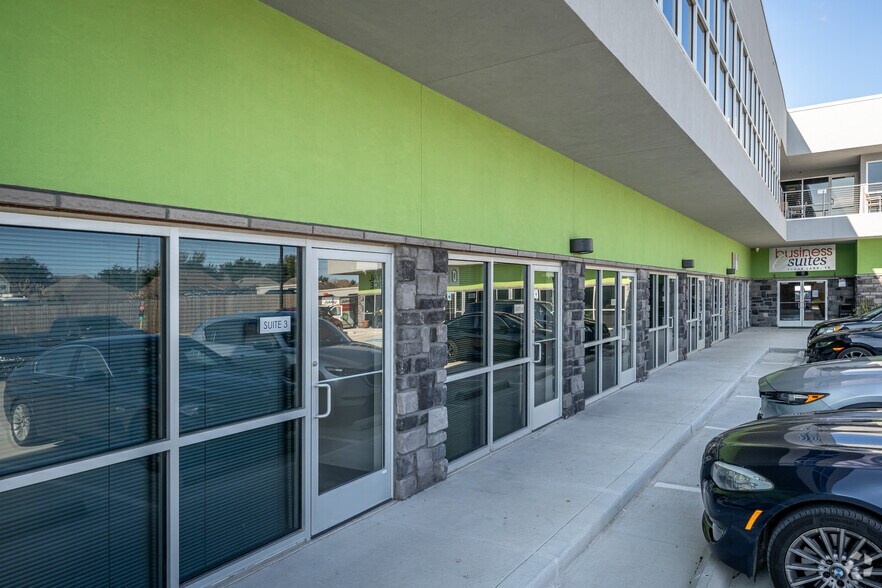 More Photos Of 15500 Voss Rd, Sugar Land Unknown For Sale