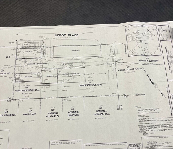 More Photos Of 31 Depot Pl, Unionville Auto Repair For Sale
