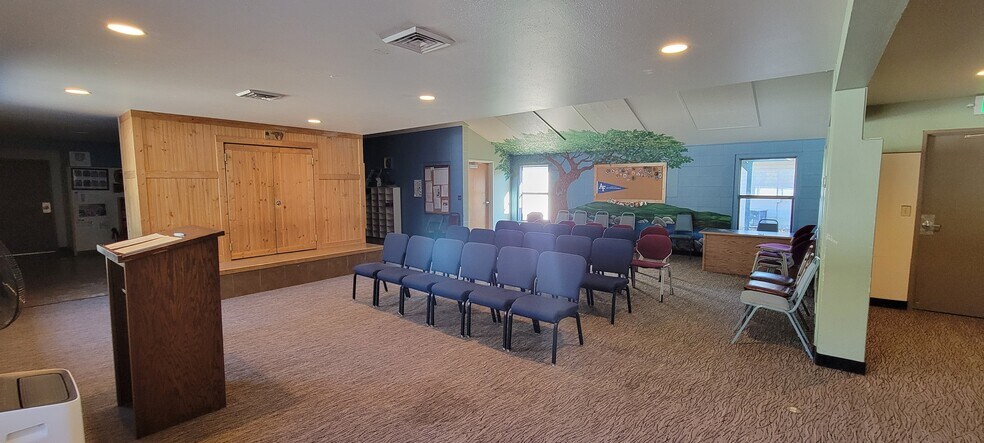 More Photos Of 210 Tacoma St, Grants Pass Rehabilitation Center For Sale