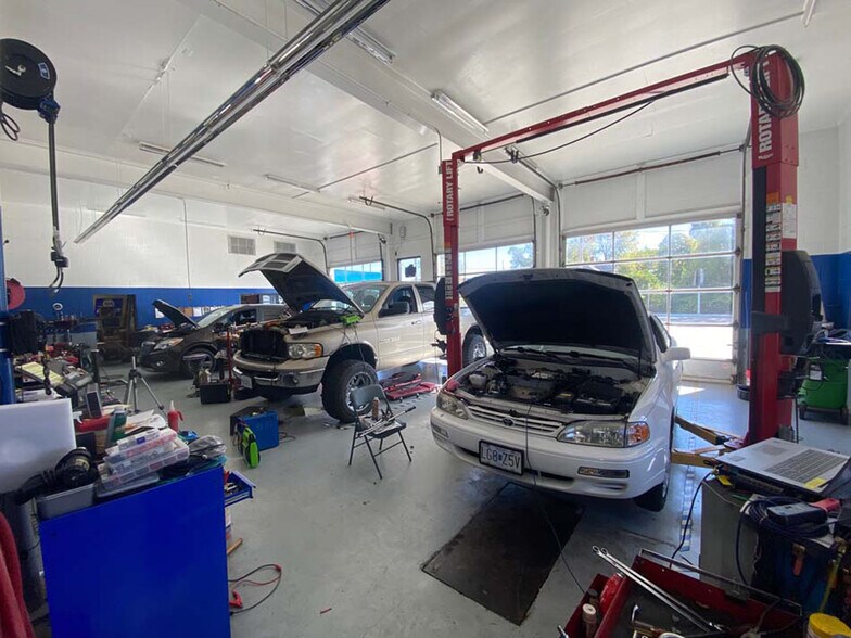 More Photos Of 321 Centreville, Belleville Industrial For Sale