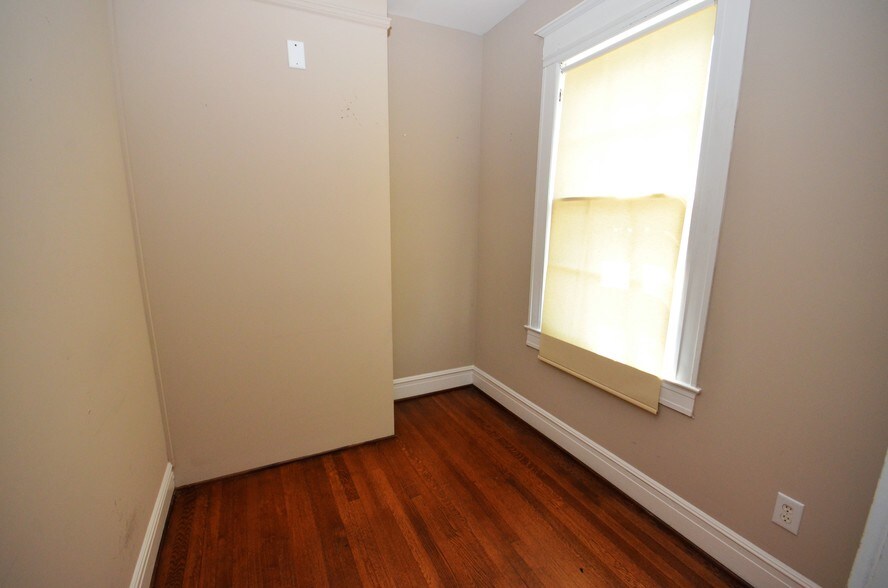 More Photos Of 7504 Summerfield Rd, Summerfield Coworking Space