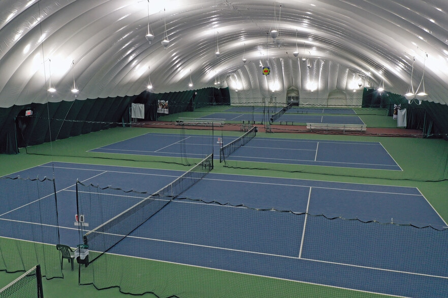 More Photos Of 127 E US Highway 6, Valparaiso Sports And Entertainment For Sale