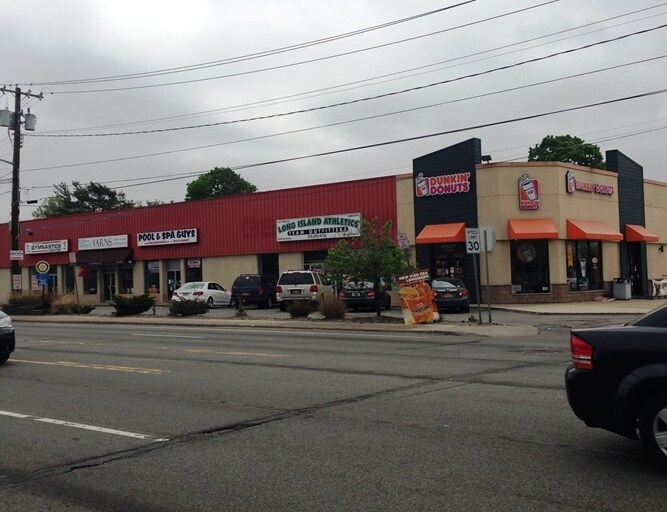 More Photos Of 34 Hempstead Tpke, Farmingdale General Retail For Sale