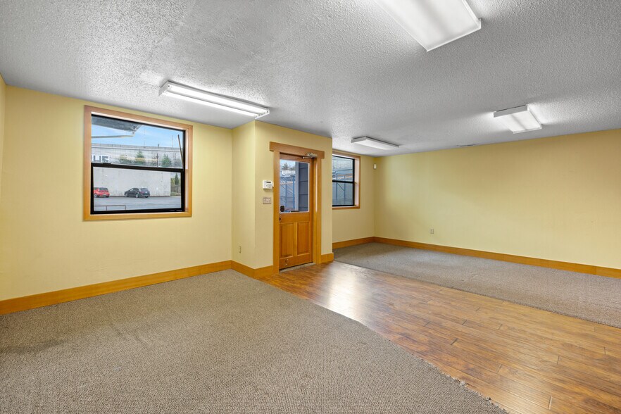More Photos Of 1517 S Tacoma Way, Tacoma Warehouse For Sale