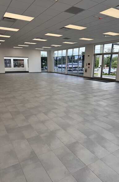 More Photos Of 20612 Highway 99, Lynnwood Unknown For Lease