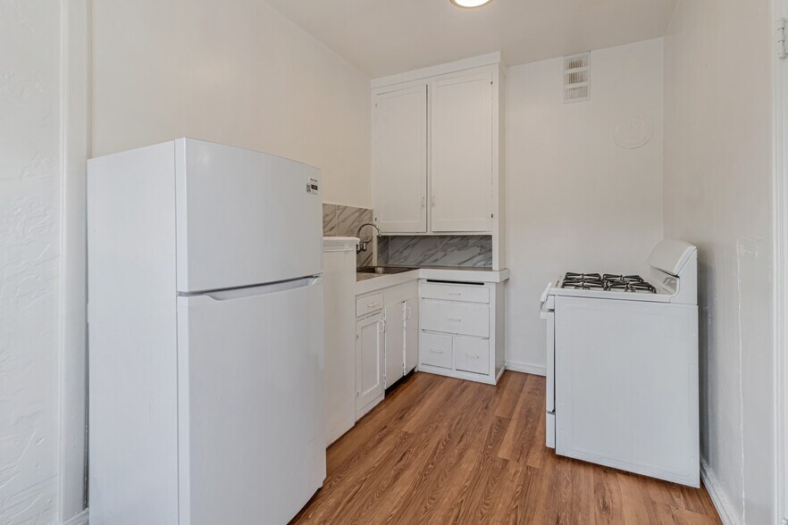More Photos Of 1360 Berkeley Way, Berkeley Apartments For Sale