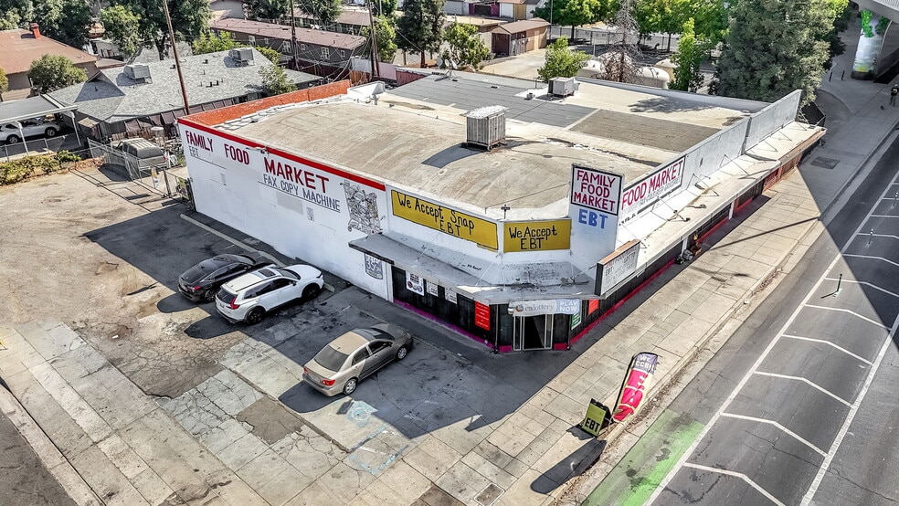 More Photos Of 1103-1111 E Belmont Ave, Fresno Freestanding For Sale