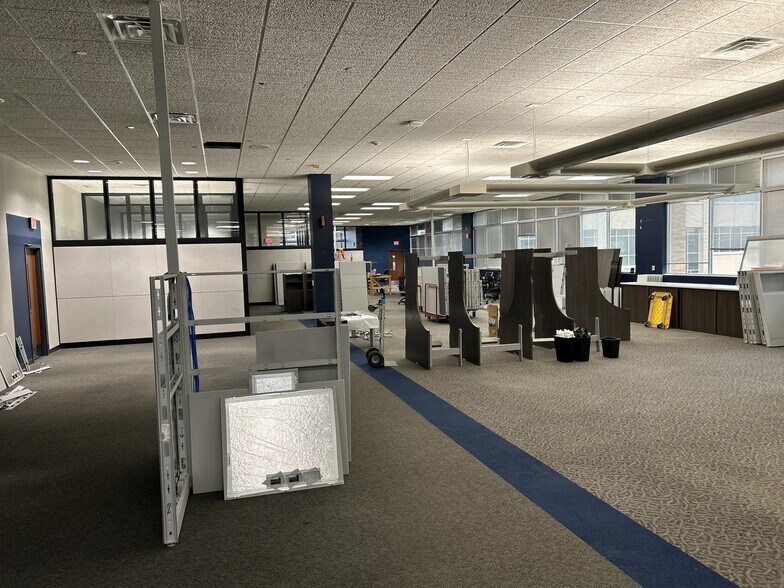 More Photos Of 5100 S Broadband Ln, Sioux Falls Office For Lease