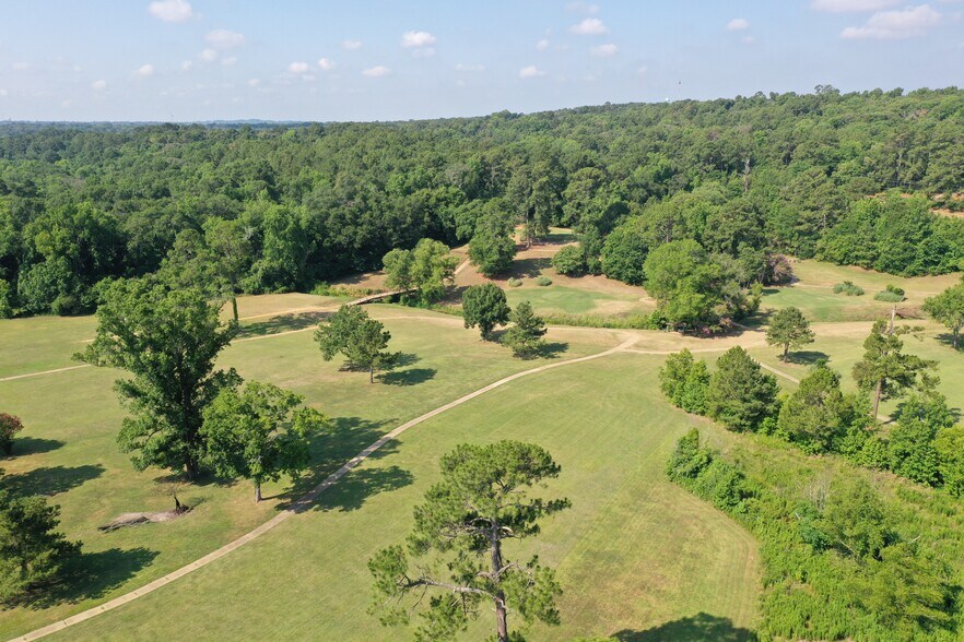 More Photos Of 2330 Country Club Rd, Palestine Land For Sale