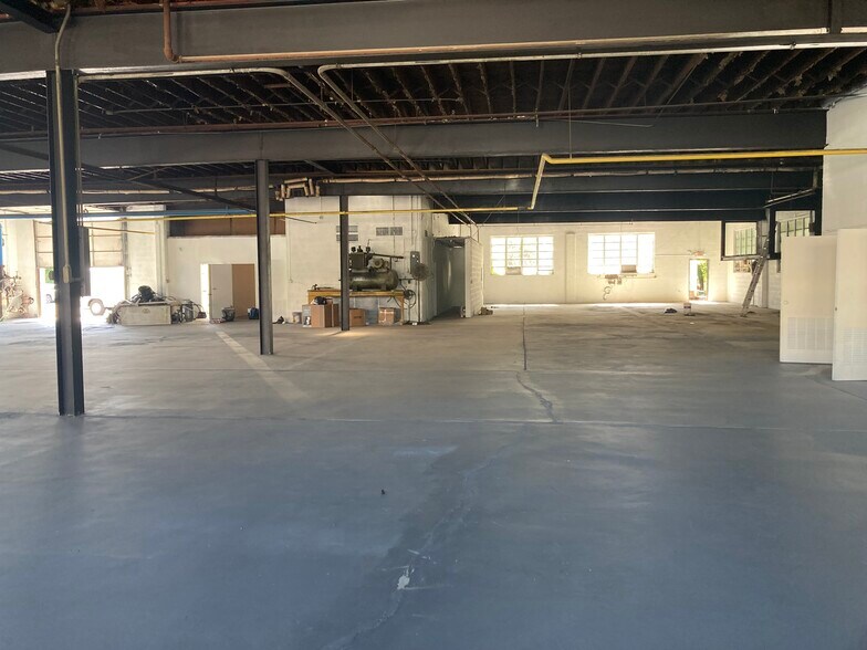More Photos Of 360 Dalziel Rd, Linden Manufacturing For Lease