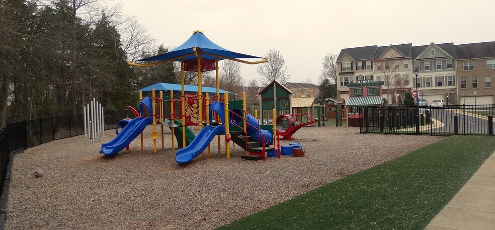 More Photos Of 42660 Macauley Pl, Ashburn Daycare Center For Sale