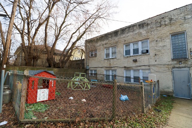 More Photos Of 2214 W Hopkins St, Milwaukee Apartments For Sale