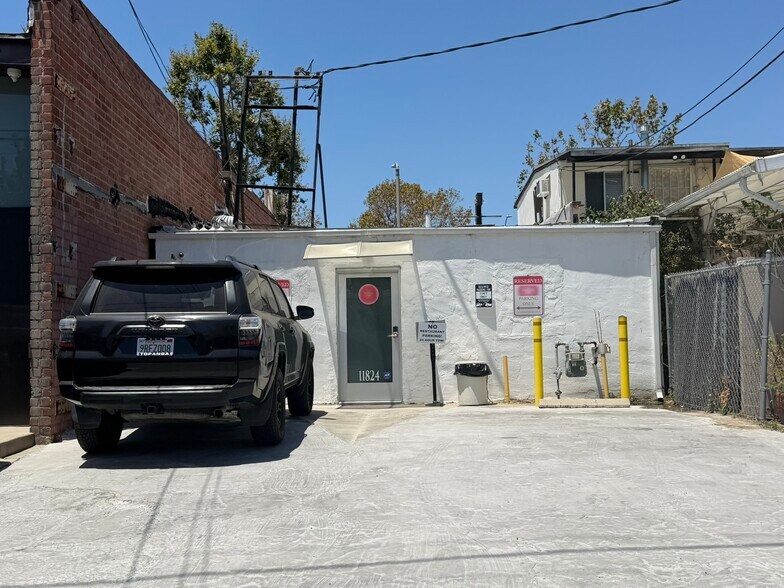 More Photos Of 11822-11824 W Pico Blvd, Los Angeles Storefront For Sale