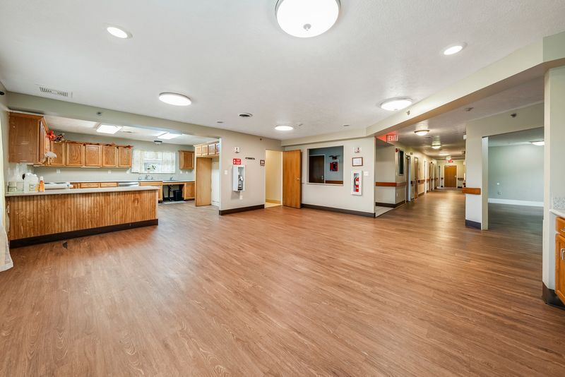 More Photos Of 80 Miller St, Centerburg Congregate Senior Housing For Lease