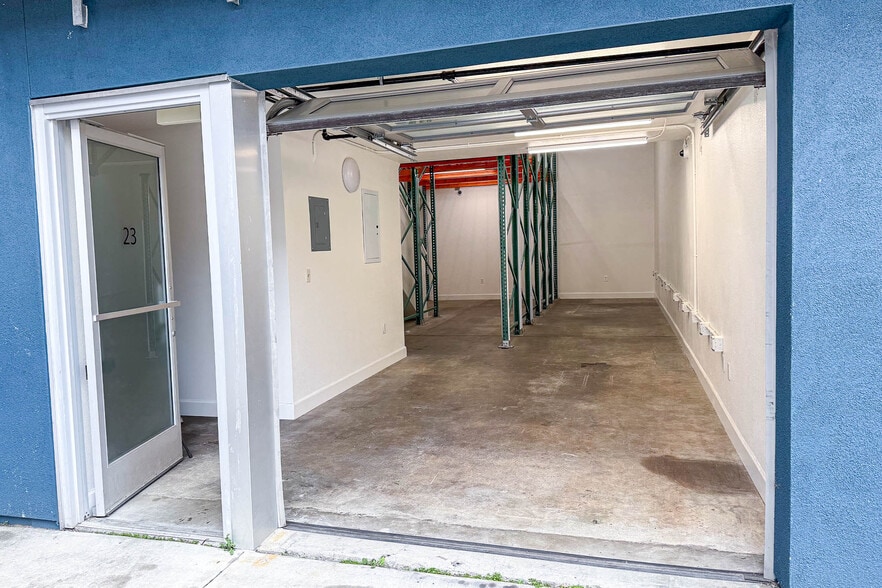 More Photos Of 1940 Union St, Oakland Warehouse For Sale