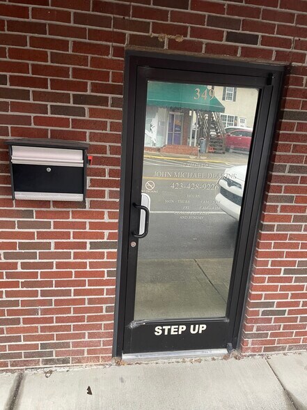 More Photos Of 349 1st Ave, Dayton Office For Lease