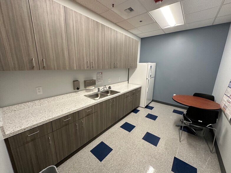 More Photos Of 2101 Arena Blvd, Sacramento Office For Lease