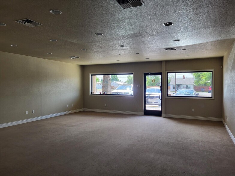 More Photos Of 2815 Laverne Ave, Klamath Falls Flex For Sale