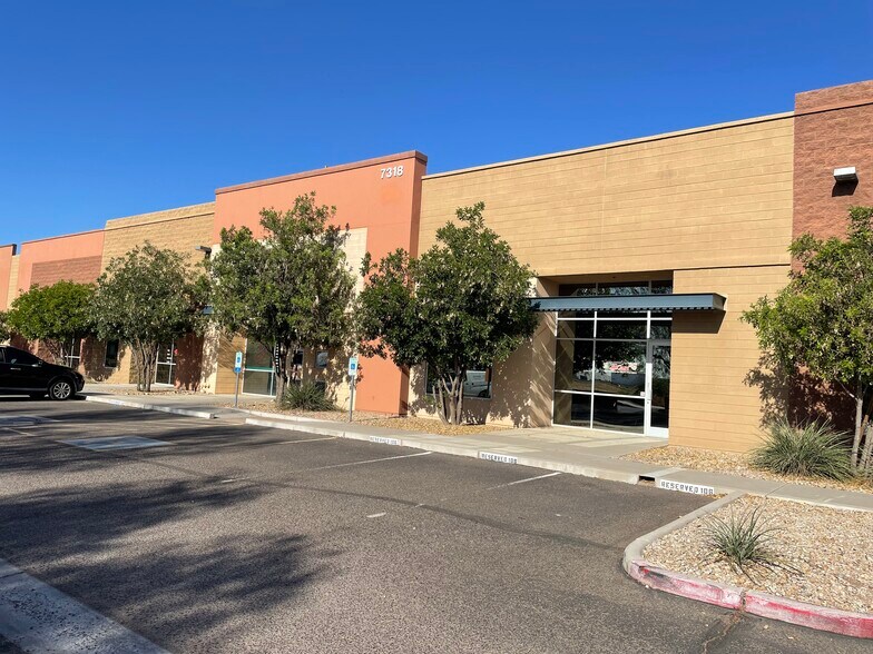 More Photos Of 7318 S 89th Pl, Mesa Showroom For Sale