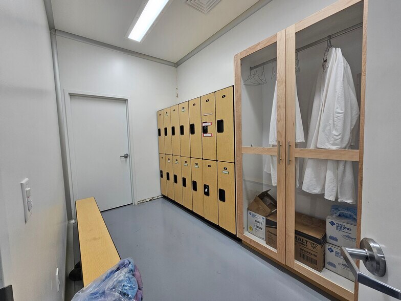 More Photos Of 657 North 1500 West, Orem Specialty For Lease