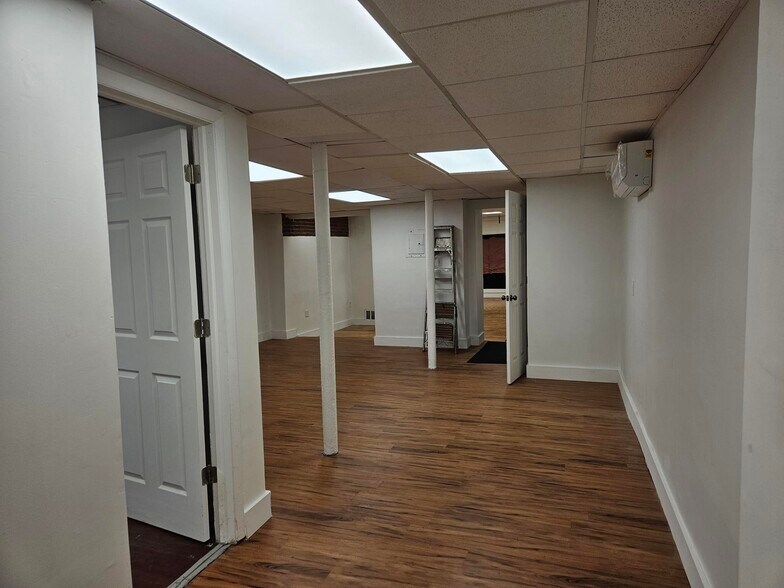 More Photos Of 24 Irvine Turner Blvd, Newark Storefront Retail Residential For Lease