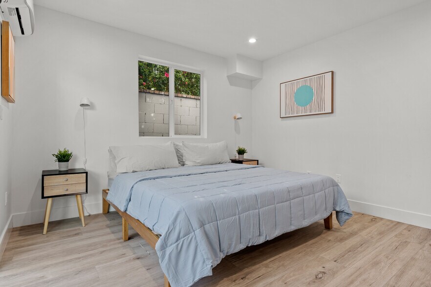 More Photos Of 310 S Breed St, Los Angeles Multifamily For Sale