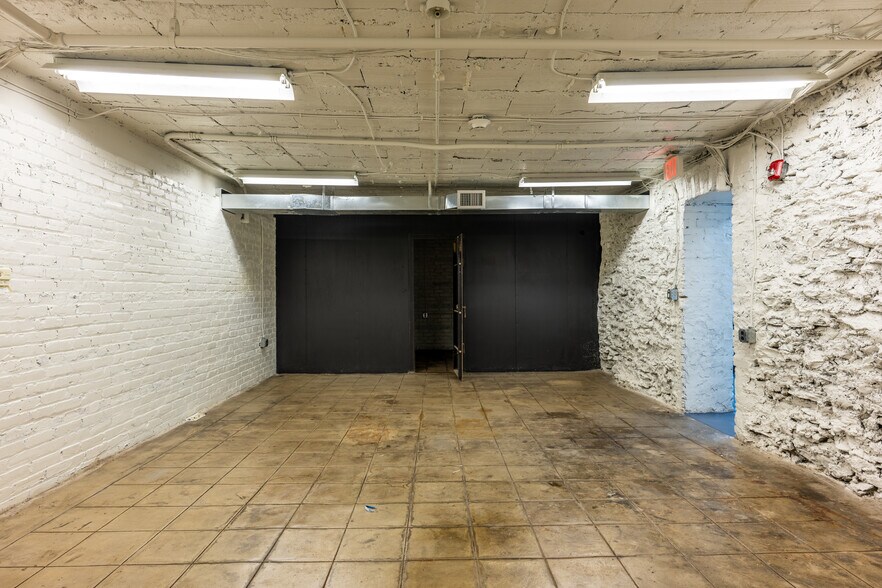 More Photos Of 6740 Germantown Ave, Philadelphia General Retail For Lease