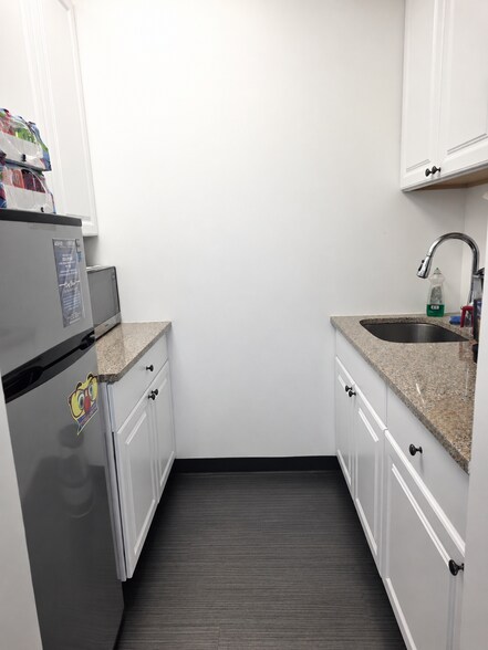 More Photos Of 1 Executive Blvd, Suffern Office For Lease