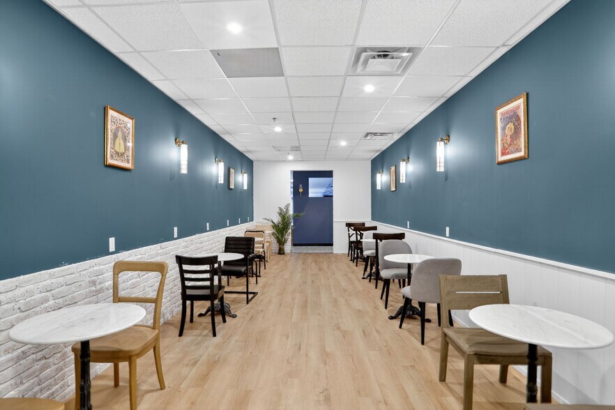 More Photos Of 5955 State Bridge Rd, Johns Creek Coworking Space