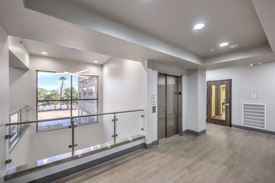 More Photos Of 1776 E Warm Springs Rd, Las Vegas Medical For Lease
