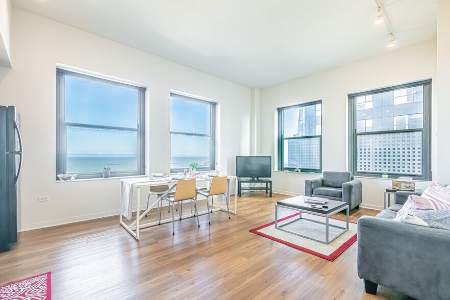 More Photos Of 59 E Van Buren St, Chicago Apartments For Lease