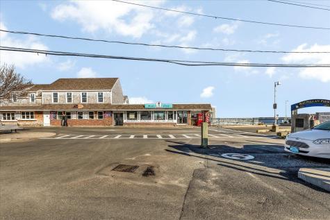 More Photos Of 317-319 Commercial St, Provincetown Restaurant For Lease