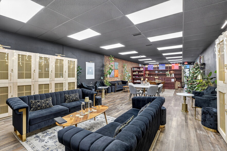 More Photos Of 155 SE 2nd Ave, Hillsboro Storefront Retail Office For Sale