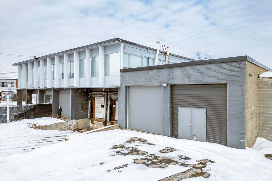 More Photos Of 5900 Av Andover, Mt Royal Distribution For Lease