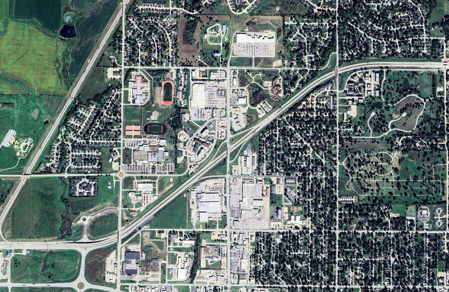 More Photos Of 2830 W 18th Ave, Emporia Land For Lease